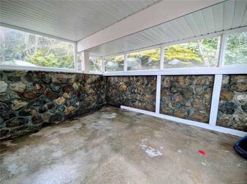4268 Westervelt Pl, Saanich, BC 