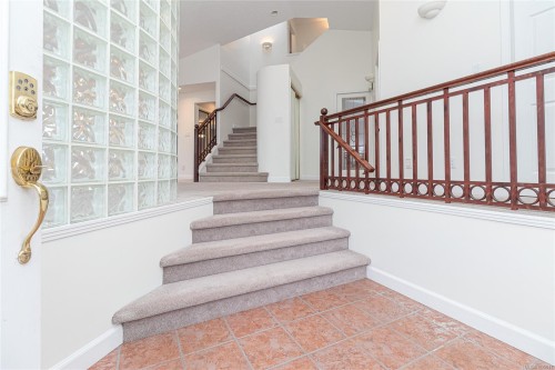 4268 Westervelt Pl, Saanich, BC 