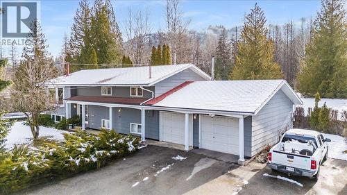 1076 COLUMBIA GARDENS Road  Fruitvale, BC V0G 1L1