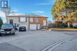 BSMT - 2518 HARMAN COURT  Mississauga, ON L5J 1T8