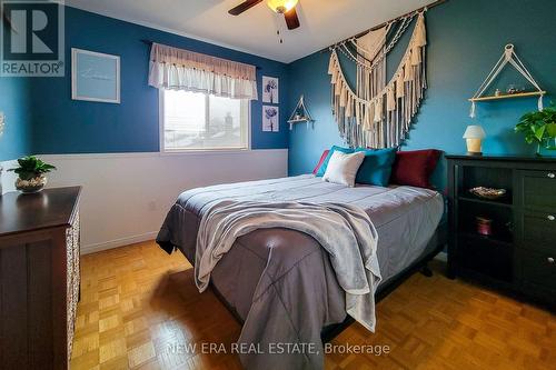 146 Locheed Drive, Hamilton, ON - Indoor Photo Showing Bedroom