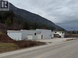 1503 3A Highway Castlegar, BC V1N 4M7