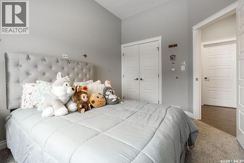 602 Kloppenburg Terrace, Saskatoon, SK - Indoor Photo Showing Bedroom
