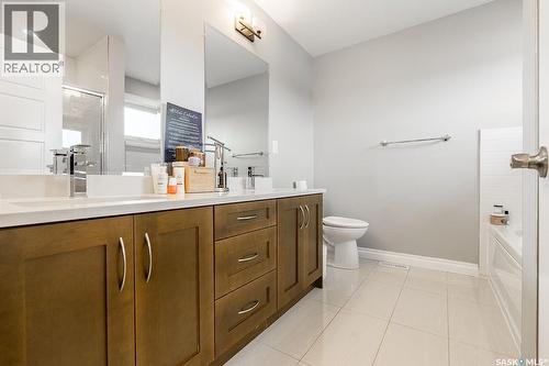 602 Kloppenburg Terrace, Saskatoon, SK - Indoor Photo Showing Bathroom