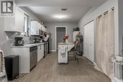 602 Kloppenburg Terrace, Saskatoon, SK - Indoor Photo Showing Kitchen