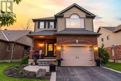 37 CHAMBERLAIN CRESCENT Collingwood, ON L9Y 0C9