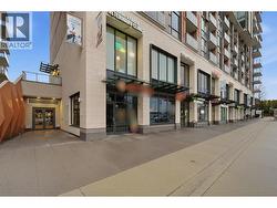 713 SE MARINE DRIVE  Vancouver, BC V5X 2T8