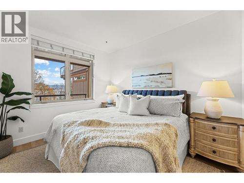 4205 Gellatly Road Unit# 305, West Kelowna, BC - Indoor Photo Showing Bedroom