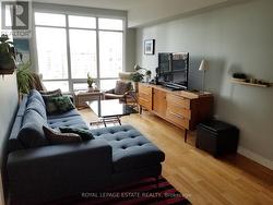 1207 - 100 HAYDEN STREET  Toronto, ON M4Y 3C7