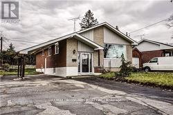 MAIN - 133 LABRADOR DRIVE Oshawa, ON L1H 7E4