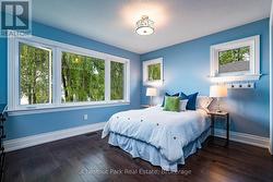Guest bedroom 3 at back of house - 