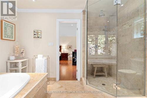 347 Pinetree Way, Mississauga, ON - Indoor Photo Showing Bathroom