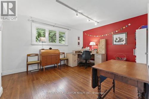 347 Pinetree Way, Mississauga, ON - Indoor