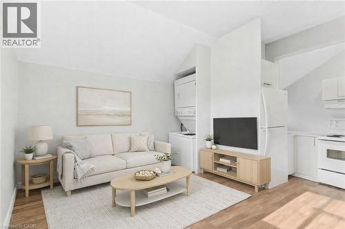 2 WINDSOR Street Unit# 2 , Hamilton, Ontario L8R 2G8 2
