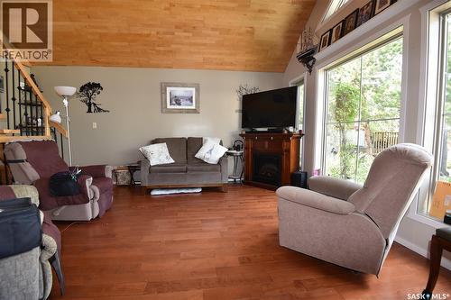 621 Pine Drive, Tobin Lake, SK - Indoor Photo Showing Living Room With Fireplace