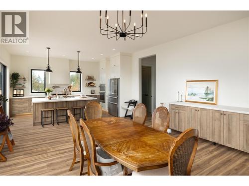 1435 Bear Creek Road, West Kelowna, BC - Indoor Photo Showing Dining Room