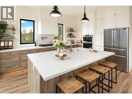 1435 Bear Creek Road, West Kelowna, BC - Indoor