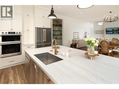 1435 Bear Creek Road, West Kelowna, BC - Indoor