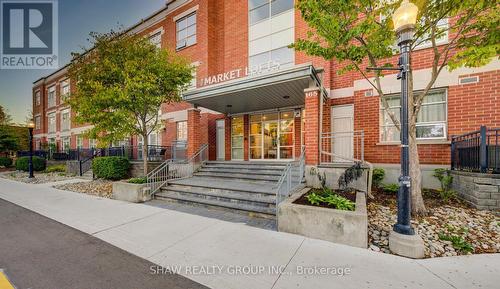 202 - 165 DUKE STREET  Kitchener, ON N2H 6T8