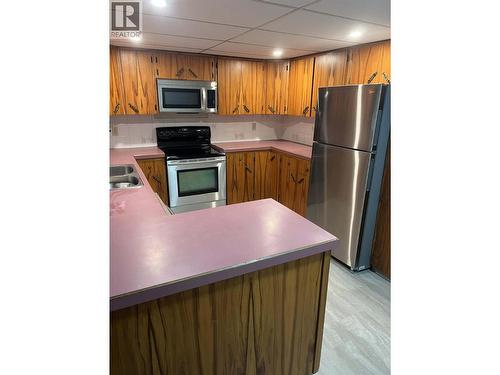 3116 3 Highway, Erickson, BC - Indoor Photo Showing Kitchen