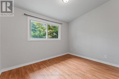 935 Goren Avenue, Ottawa, ON - Indoor Photo Showing Other Room
