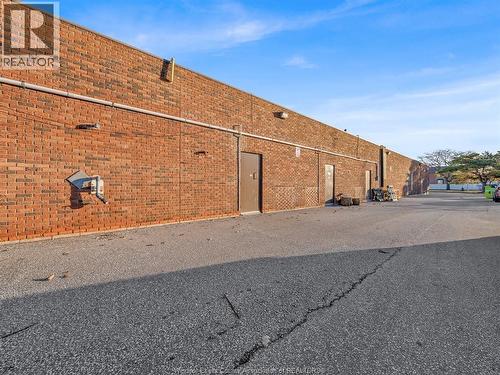 3131 Forest Glade, Windsor, ON 