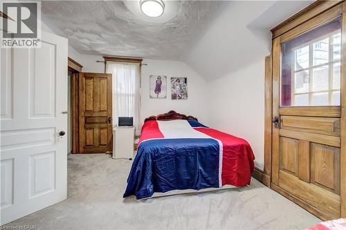 44 Walter Street, Kitchener, ON - Indoor Photo Showing Bedroom