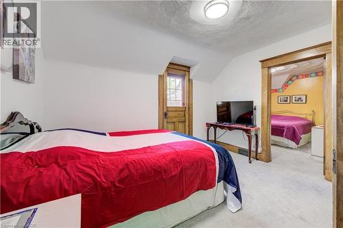 44 Walter Street, Kitchener, ON - Indoor Photo Showing Bedroom