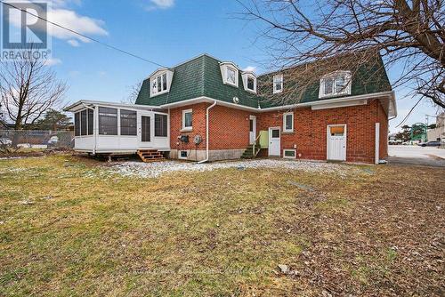 727 Brant Street, Burlington, ON - Outdoor