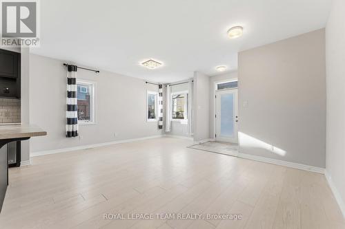 109 Pilot Private, Ottawa, ON - Indoor Photo Showing Other Room