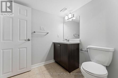 109 Pilot Private, Ottawa, ON - Indoor Photo Showing Bathroom