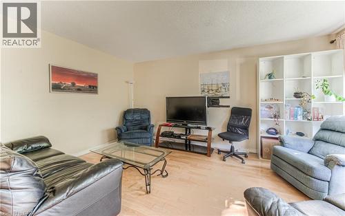 Unit 1: Living Room - 553 Teakwood Drive, Waterloo, ON - Indoor Photo Showing Living Room