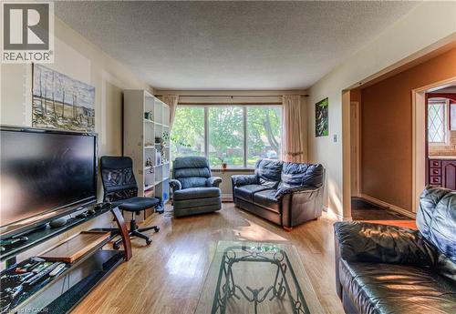 Unit 1: Living Room - 553 Teakwood Drive, Waterloo, ON - Indoor Photo Showing Living Room