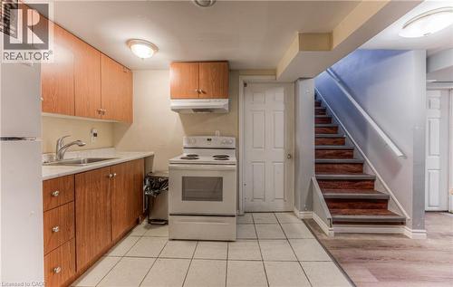 Unit 2: Kitchen - 553 Teakwood Drive, Waterloo, ON - Indoor Photo Showing Kitchen