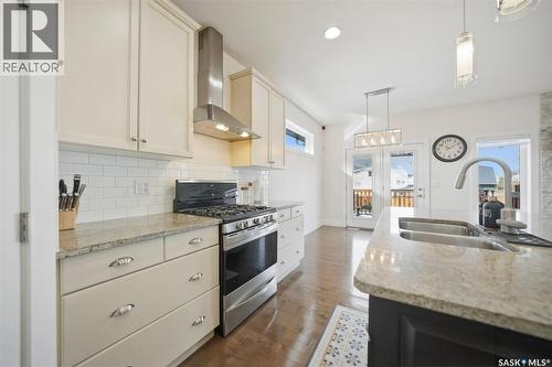 526 Patrick Avenue, Saskatoon, SK - Indoor Photo Showing Kitchen With Double Sink