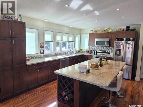 218 2Nd Street E, Carlyle, SK - Indoor Photo Showing Kitchen