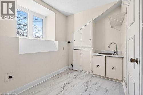 727 Brant Street, Burlington, ON - Indoor Photo Showing Other Room