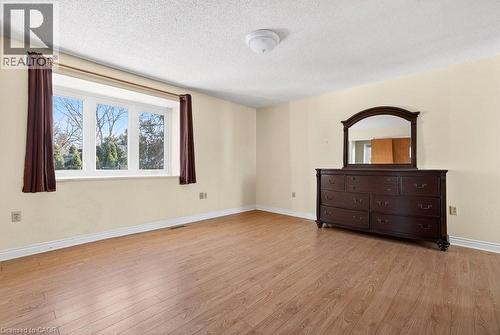 727 Brant Street, Burlington, ON - Indoor
