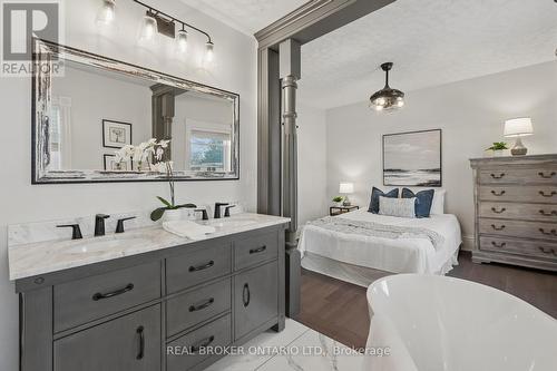 855 Hamilton Street, Cambridge, ON - Indoor Photo Showing Bedroom