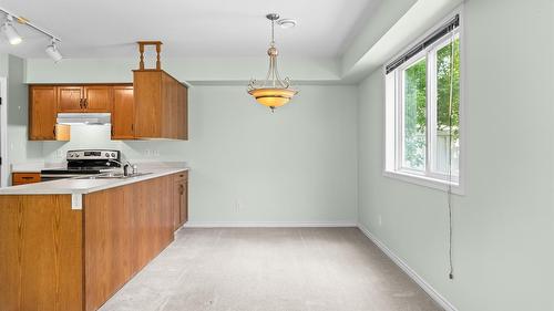3831 Gellatly Road, West Kelowna, BC - Indoor Photo Showing Kitchen