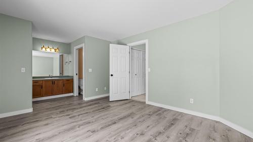 3831 Gellatly Road, West Kelowna, BC - Indoor Photo Showing Other Room