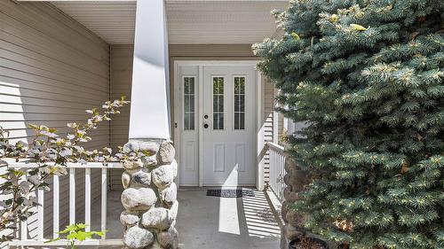 3831 Gellatly Road, West Kelowna, BC - Outdoor