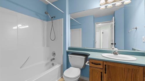 3831 Gellatly Road, West Kelowna, BC - Indoor Photo Showing Bathroom