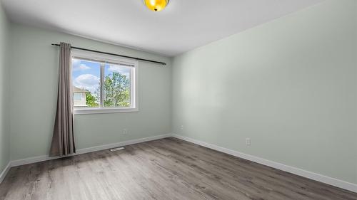 3831 Gellatly Road, West Kelowna, BC - Indoor Photo Showing Other Room