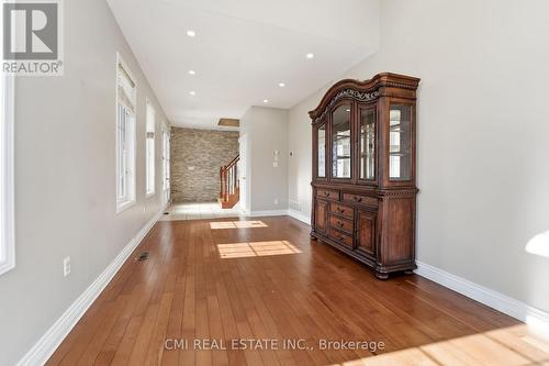 3927 Mayla Drive, Mississauga, ON - Indoor Photo Showing Other Room