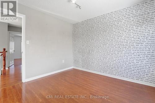 3927 Mayla Drive, Mississauga, ON - Indoor Photo Showing Other Room