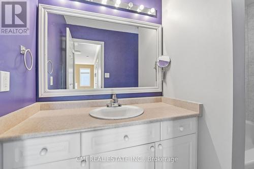 3927 Mayla Drive, Mississauga, ON - Indoor Photo Showing Bathroom