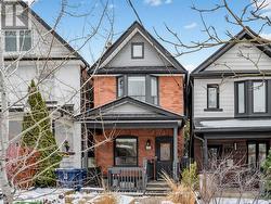 2 UPPER LEVEL - 213 LANGLEY AVENUE Toronto, ON M4K 1C1