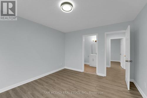 90 Tisdale Street S, Hamilton, ON - Indoor Photo Showing Other Room