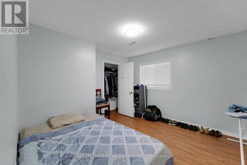 90 Tisdale Street S, Hamilton, ON - Indoor Photo Showing Bedroom